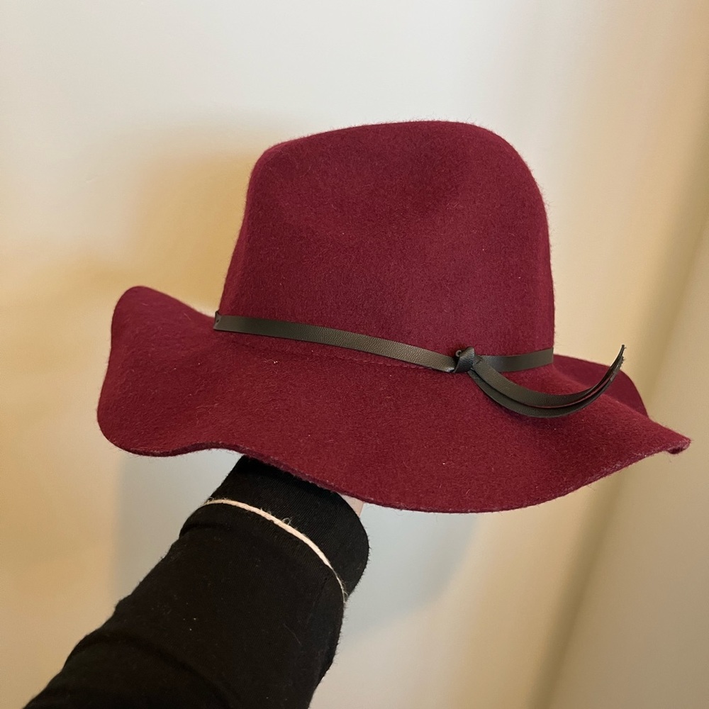 Old navy hat
